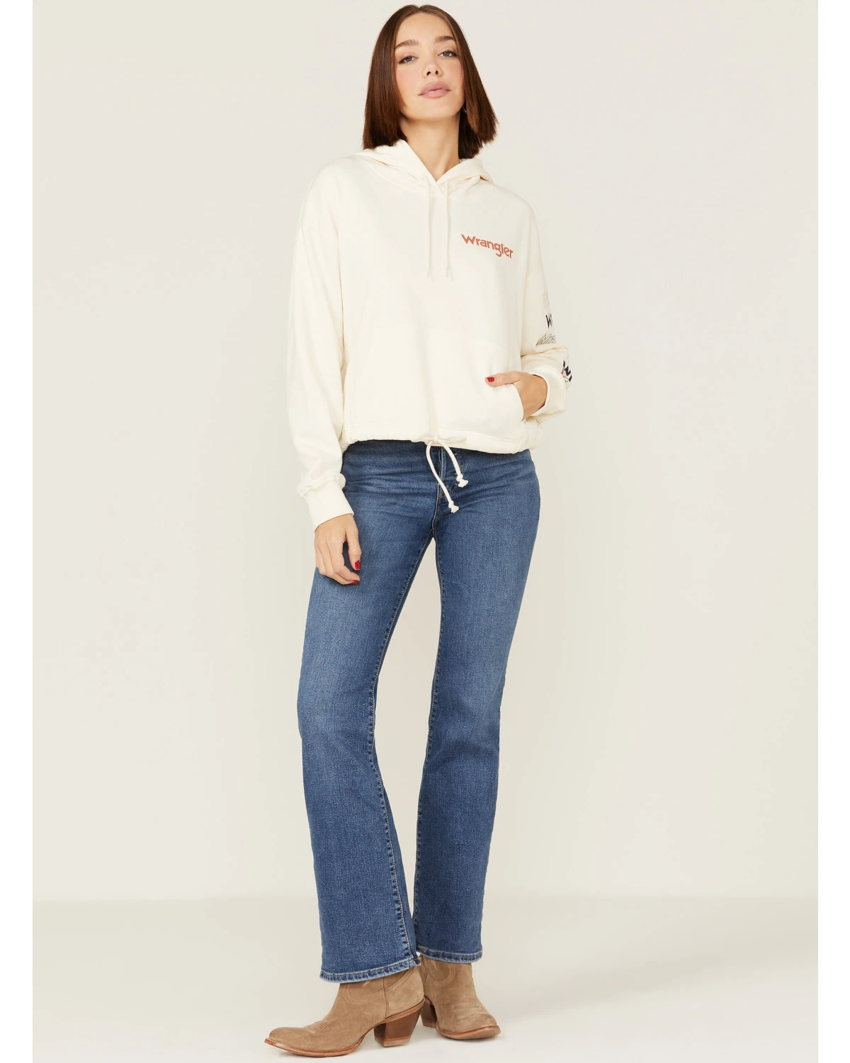 Wrangler Women's Logo Cropped Hoodie - Image 4