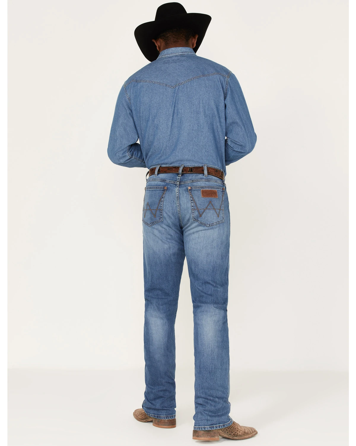 Wrangler Retro Men's Llano Light Medium Wash Stretch Slim Bootcut Jeans - Image 3